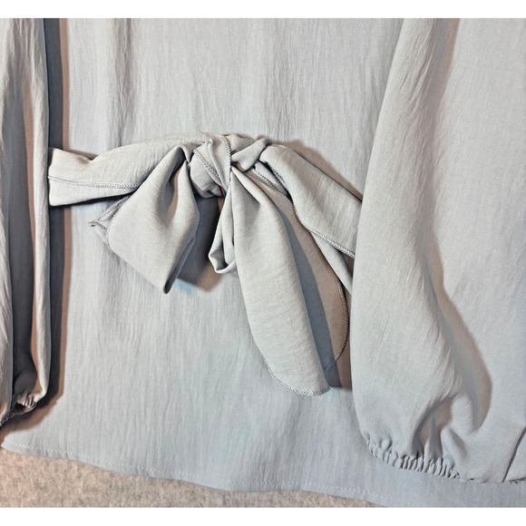 Mint Julep Light Blue Long‎ Sleeve Tie Waist Peplum Top Women's Small - Picture 9 of 10